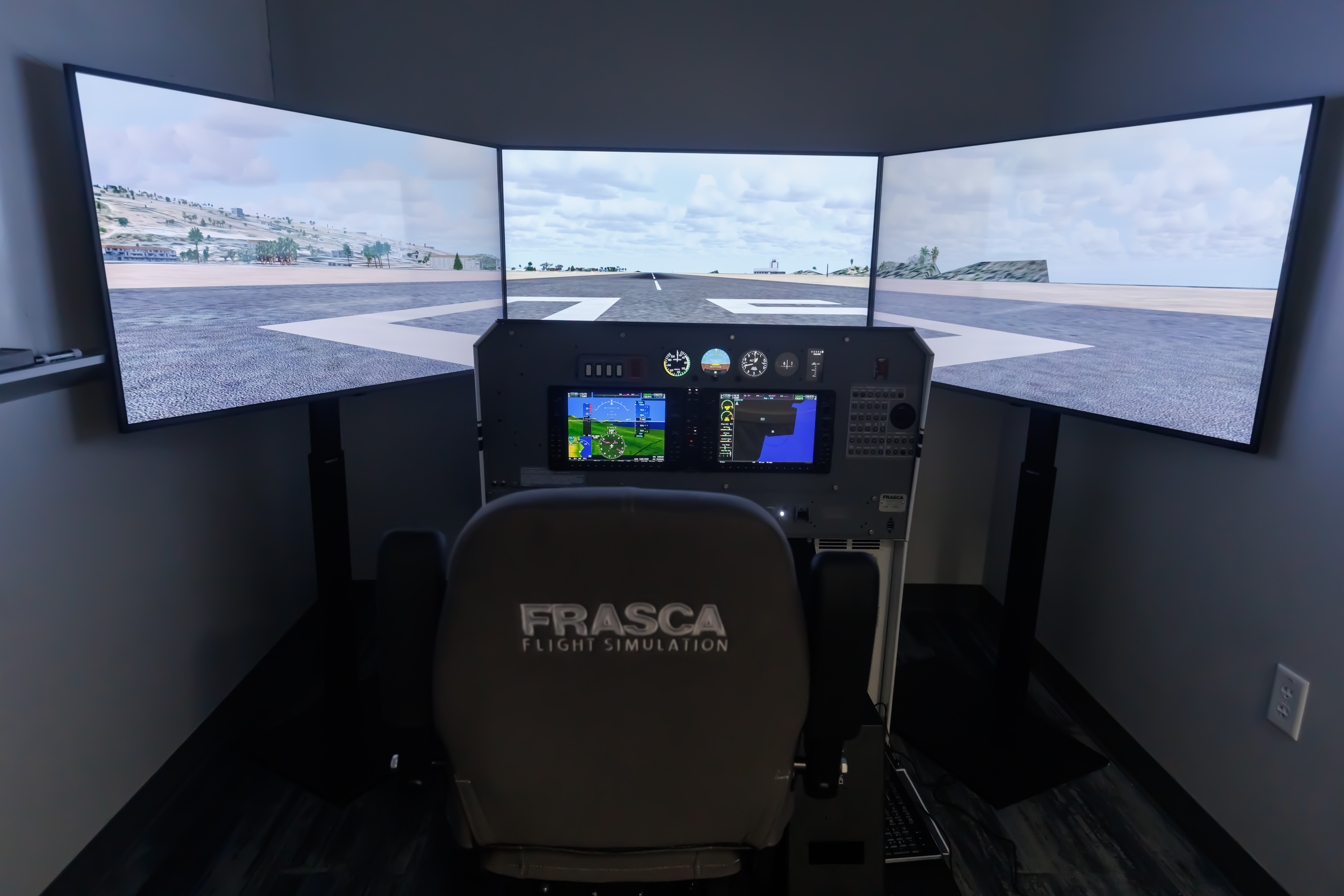 Students in FRASCA Simulator