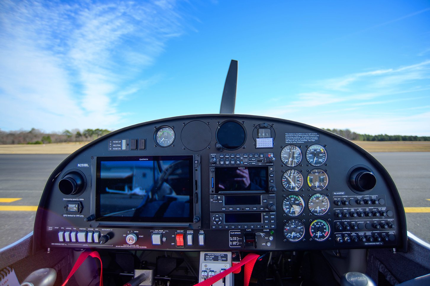 DA20-Blue-Line-Aviation dashboard navigation system